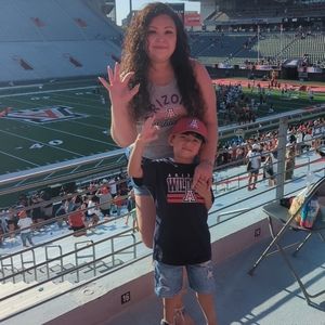 Meet your Posher, Yvette